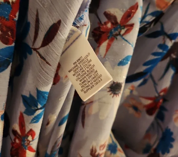 Liz Claiborne Floral Blouse - Blue and Red - Picture 6 of 6